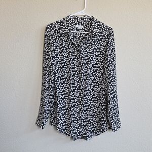 Equipment 100% Silk Black White Heart Patterned Blouse Button Front Long Sleeve